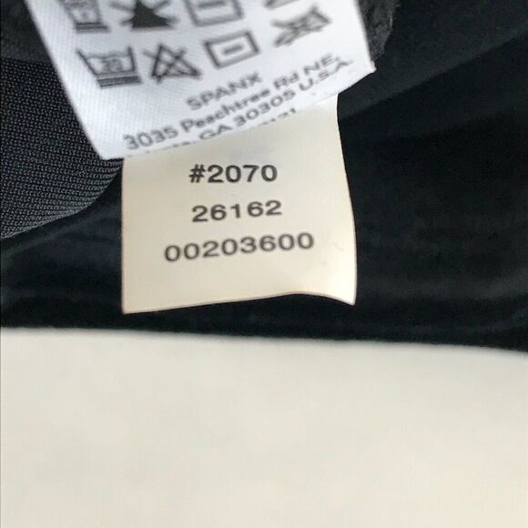 Spanx Velvet Leggings Women's Size Medium Black Ankle Stretch Shapewear Shaping - Picture 11 of 11